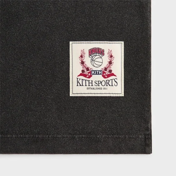 Kith for New York Knicks Gold Vintage Jones Tee Black Cotton T-Shirt Size XL